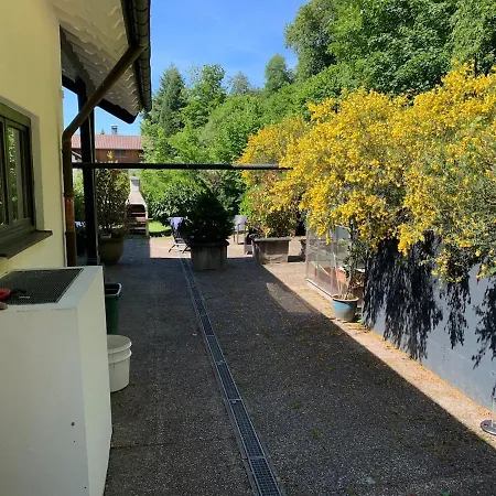 Bezauberndes Gaestehaus Im Gruenen Mit Terrasse *