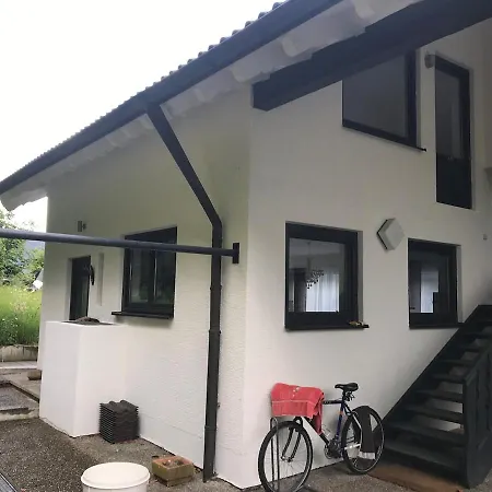 Bezauberndes Gaestehaus Im Gruenen Mit Terrasse Apartment *