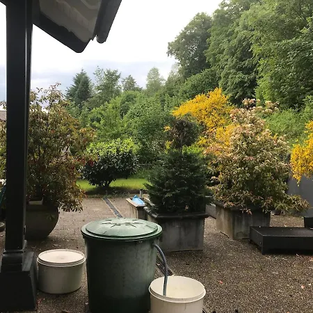 Bezauberndes Gaestehaus Im Gruenen Mit Terrasse Apartment *